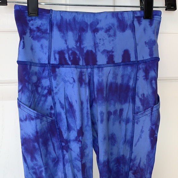 Lululemon Invigorate HR Tight 25” - Picture 2 of 9